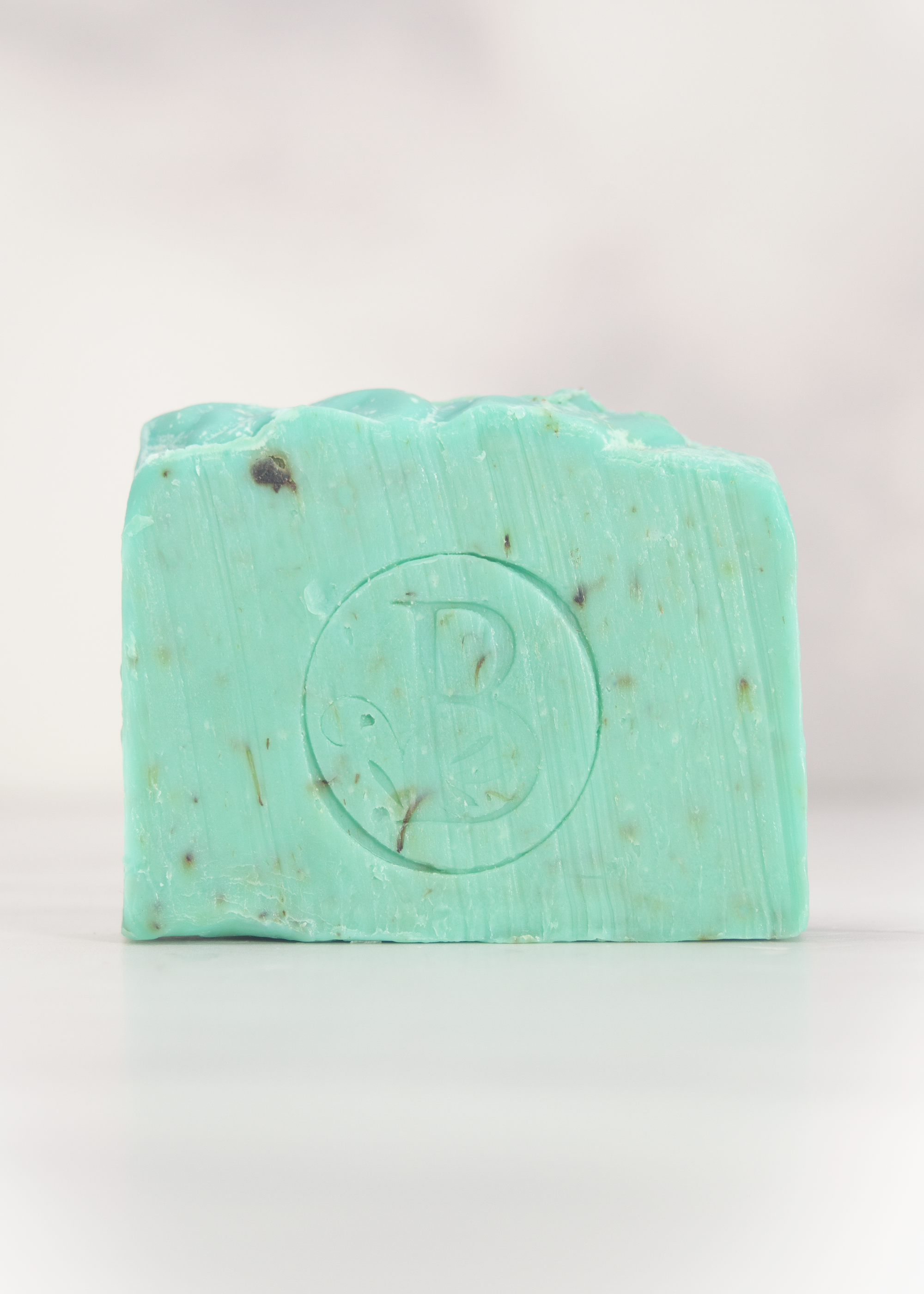 Jabón en Barra Fino Árnica con Árbol De Té, 90g