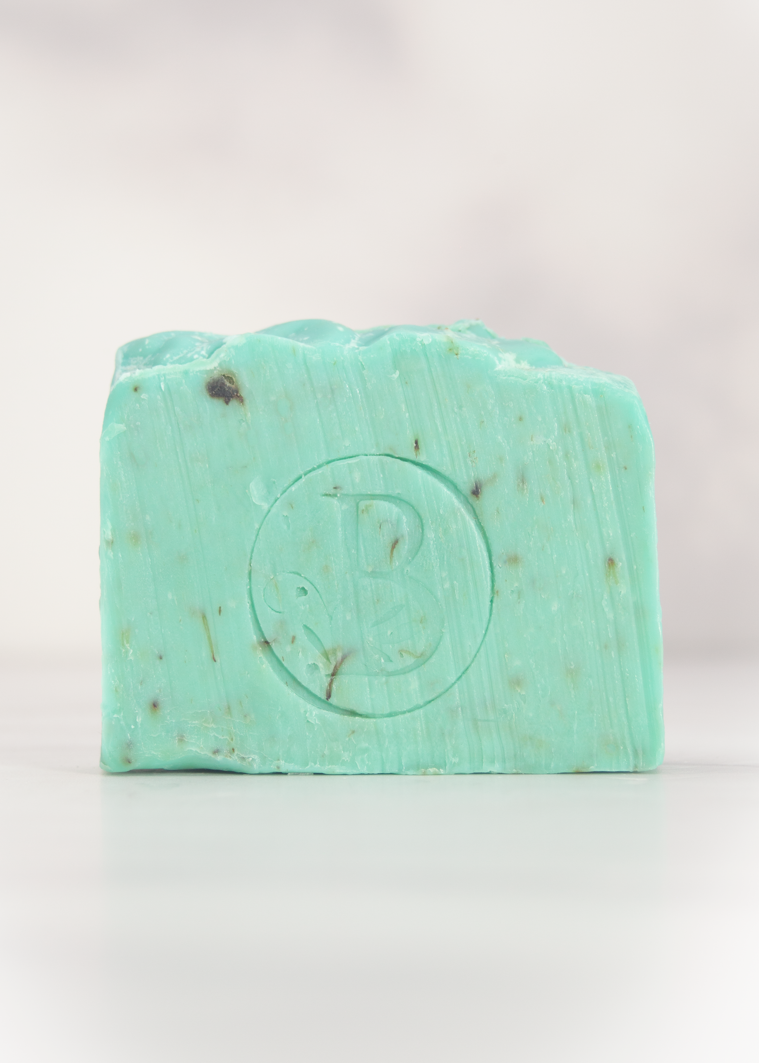 Jabón en Barra Fino Árnica con Árbol De Té, 90g